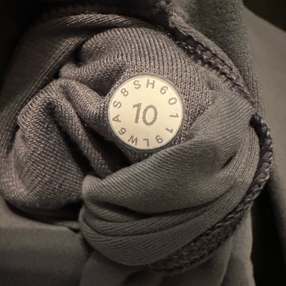 Lululemon Align leggings 21” - Picture 8 of 8